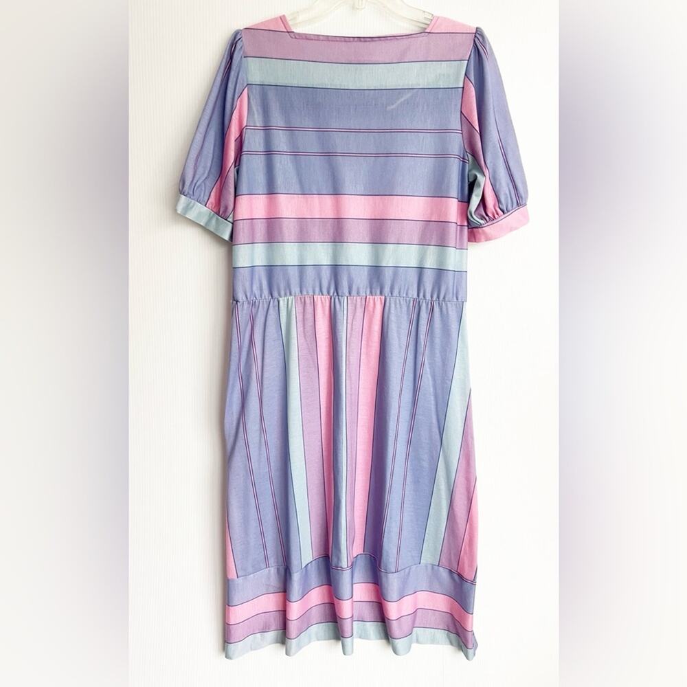 Vintage 80s Pastel Plus Size Stripe Knee Length Casual Dress - Picture 3 of 7